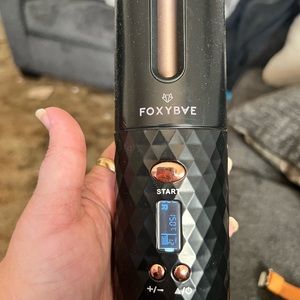 Foxybae auto curler